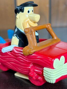 2000 BURGER KING TOY, Flintstones "VIVA ROCK VEGAS, Fred Flintstone Red Car  EUC